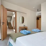 Elixir Vacation Houses